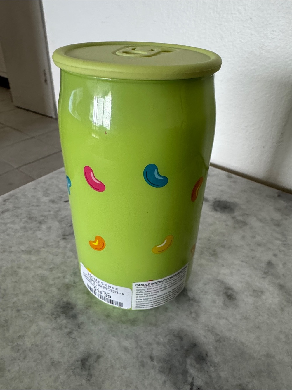 Jelly Bean Pop single-wick candle shaped like a soda can. - Picture 4 of 4